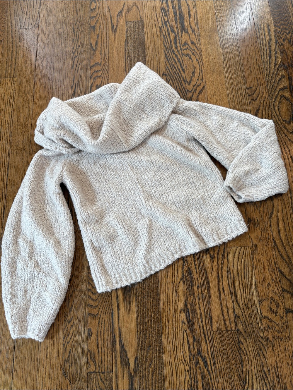 Vince wool/silk/cashmere Cozy Cream large cowl neck Knit Sweater, xS